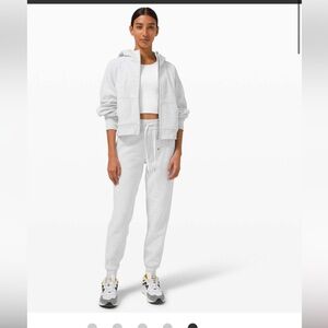 stylish warm sports suit Lululemon. Lululemon Women's Grey Hoodie + joggers